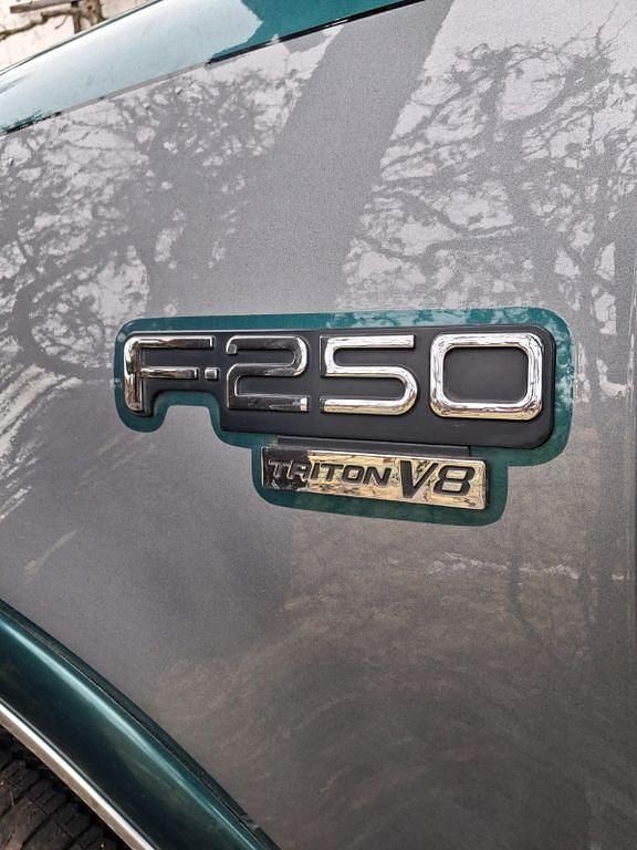 Gebraucht Ford V8 260 PS (191 kW) 1998 Grün SUV