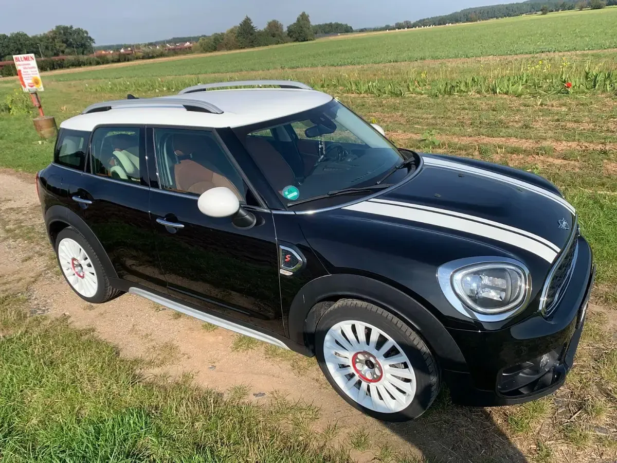 Gebraucht Mini Cooper 136 PS (100 kW) 2018 Schwarz Kleinwagen