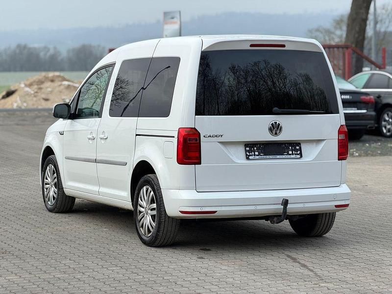 Gebraucht VW Caddy 150 PS (110 kW) 2018 Weiß Van / Kleinbus