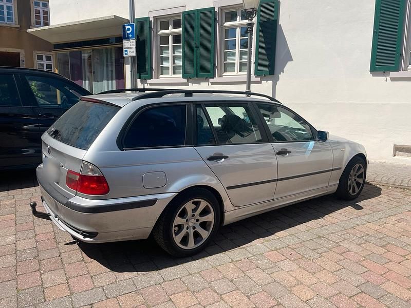 Używany BMW 320 150 KM (110 kW) 2002 Srebrny Kombi