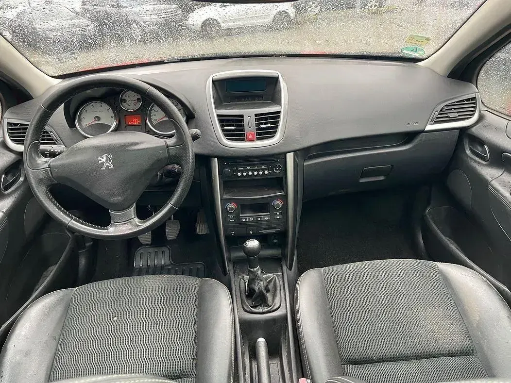 Gebraucht Peugeot 207 Premium 120 PS (88 kW) 2012 Rot Kombi