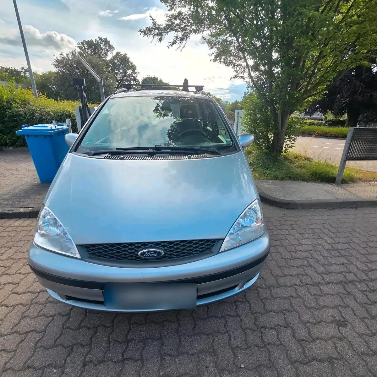 Gebraucht Ford Galaxy 140 PS (102 kW) 2003 Silber Van / Kleinbus