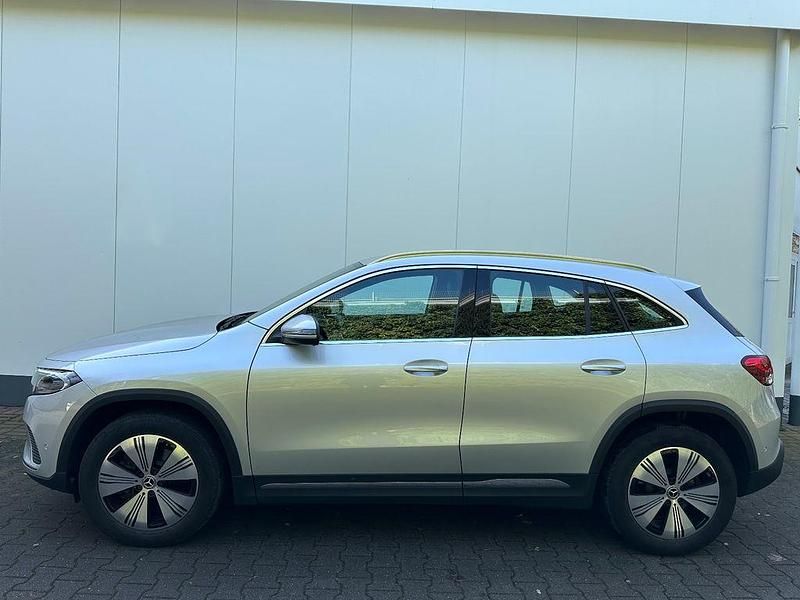 Gebraucht Mercedes EQA300 167 kW (228 PS) 2023 Silber SUV