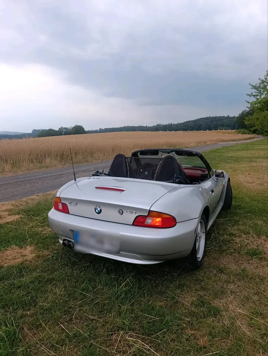 Gebraucht BMW Z3 196 PS (144 kW) 2000 Silber Cabrio