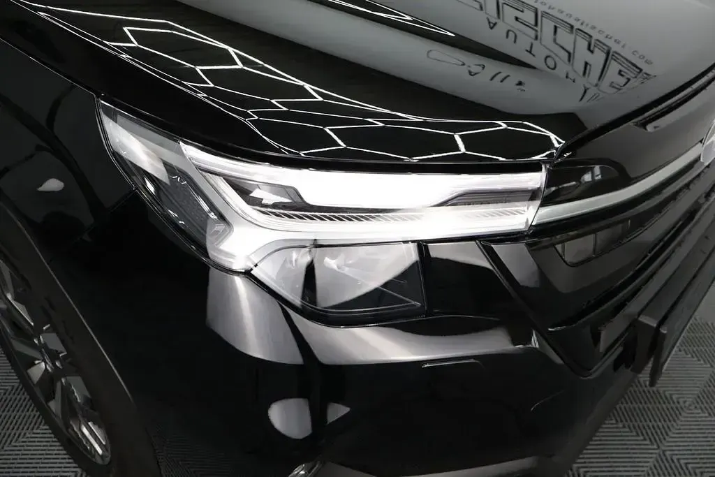 Neu Subaru Forester Platinum 136 PS (100 kW) 2026 Schwarz SUV
