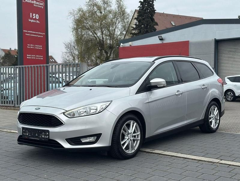 Gebraucht Ford Focus 125 PS (91 kW) 2014 Silber Kombi