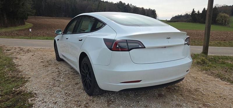 Gebraucht Tesla Model 3 Long Range AWD 359 kW (489 PS) 2021 Weiß Limousine