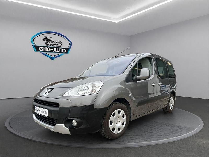 Grau Gebraucht 2012 Peugeot Partner Tepee Van / Kleinbus | 9.790 € (Fairer Preis) - Bild 1/4