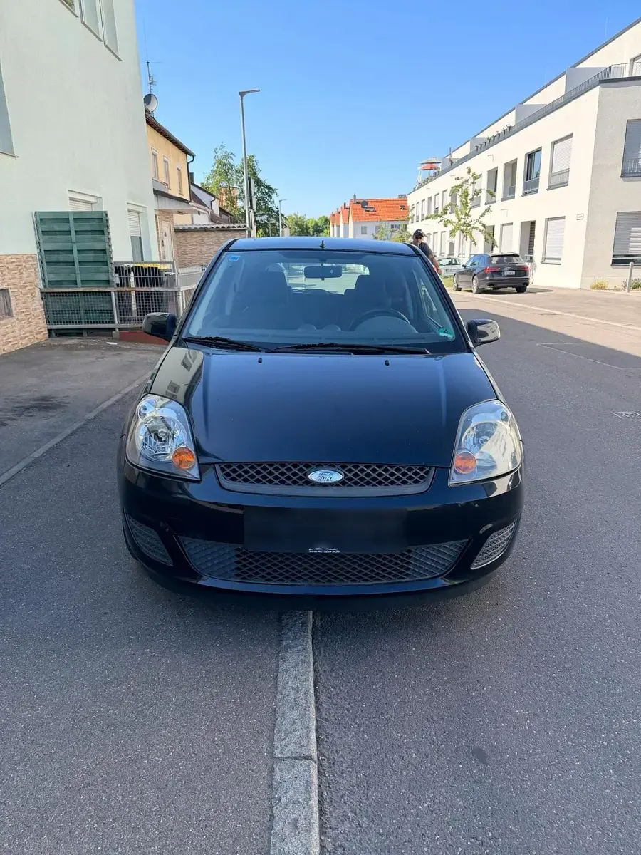 Usata Ford Fiesta 80 CV (58 kW) 2008 Nero Utilitaria