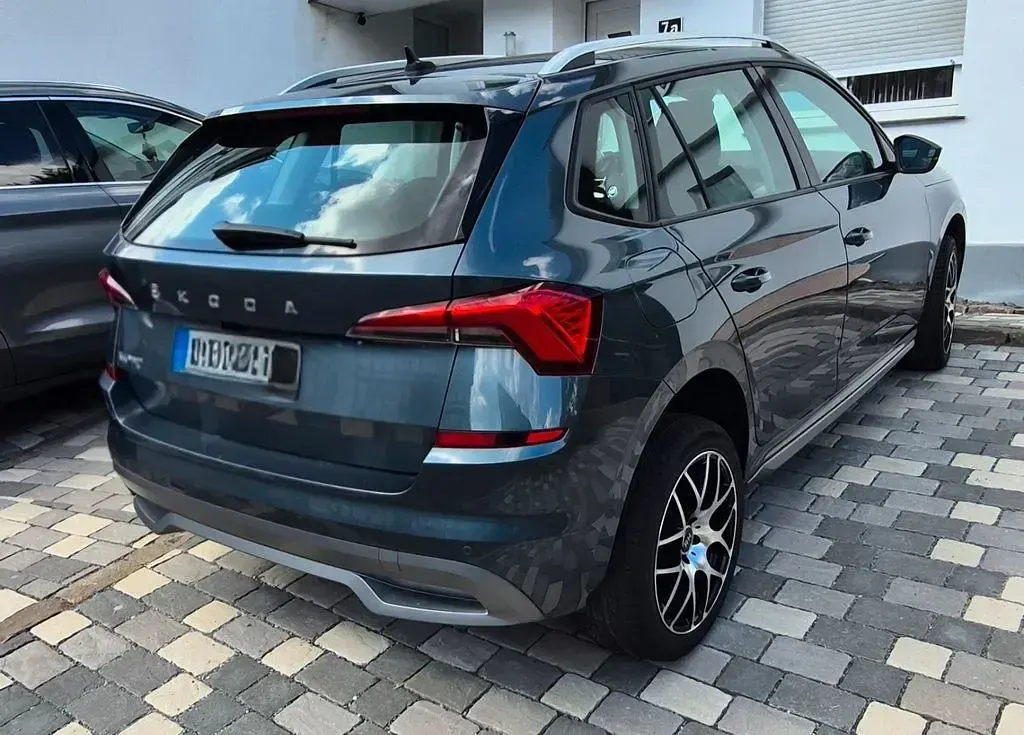 Gebraucht Skoda Kamiq Style 116 PS (85 kW) 2019 Grau SUV