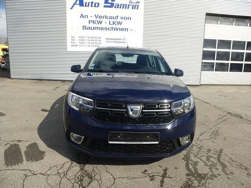 Gebraucht Dacia Sandero 73 PS (53 kW) 2017 Blau Limousine
