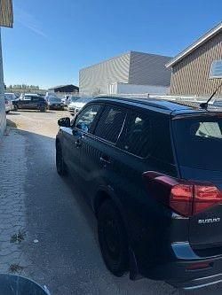 Gebraucht Suzuki Vitara Comfort 111 PS (81 kW) 2020 Schwarz SUV