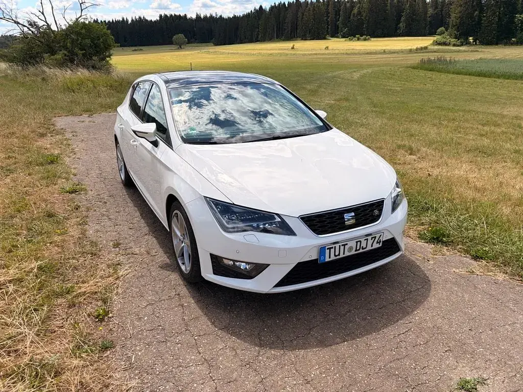Gebraucht Seat Leon FR 125 PS (91 kW) 2016 Weiß Limousine