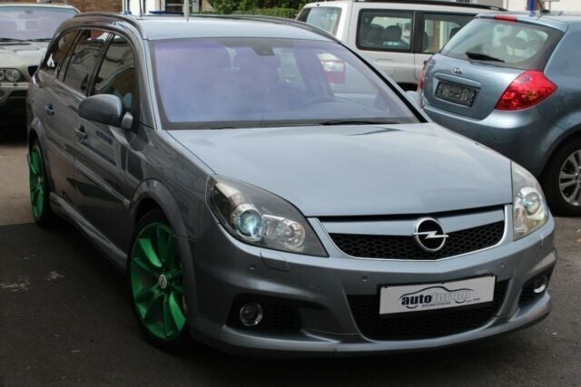 Gebraucht Opel Vectra OPC 280 PS (205 kW) 2008 Silber metallic Kombi