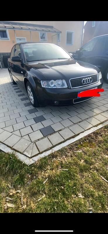 Schwarz Gebraucht 2002 Audi A4 S-Line Limousine | 3.000 € (Etwas zu teuer) - Bild 1/4