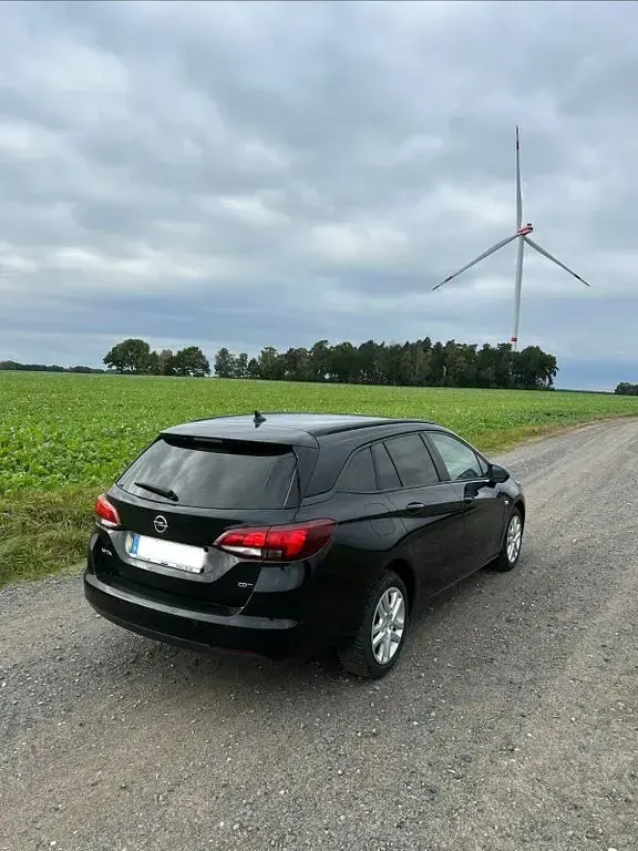 Gebraucht Opel Astra 136 PS (100 kW) 2018 Schwarz Limousine
