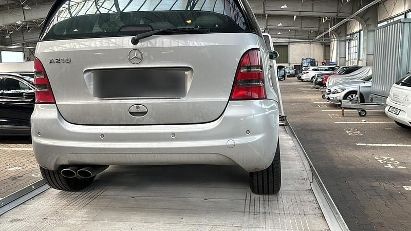 Gebraucht Mercedes A210 140 PS (102 kW) 2002 Silber Kleinwagen