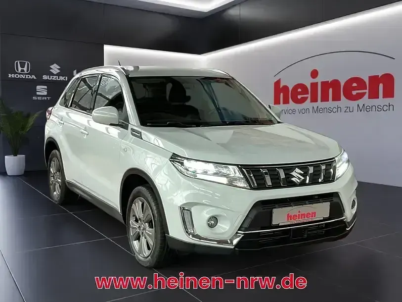 Gebraucht Suzuki Vitara Comfort 129 PS (94 kW) 2021 Weiß SUV
