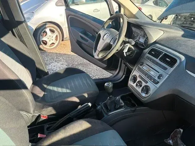 Gebraucht Fiat Punto 75 PS (55 kW) 2009 Schwarz Kleinwagen