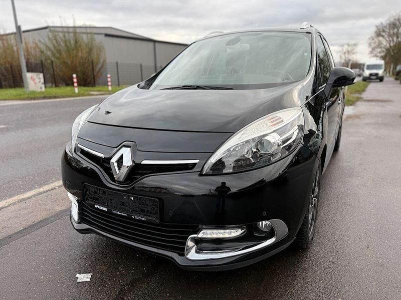 Schwarz Gebraucht 2015 Renault Grand Scénic III Van / Kleinbus | 8.790 € (Etwas zu teuer) - Bild 1/4