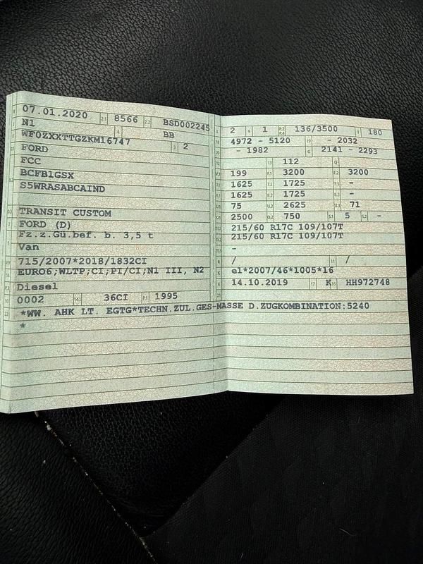 Second-hand Ford Transit Custom 181 CP (133 kW) 2020 Alb Monovolum