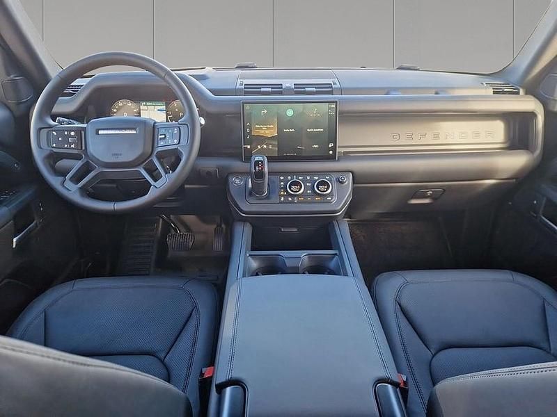 Gebraucht Land Rover Defender HSE Dynamic 304 PS (223 kW) 2025 Carpathian grey SUV