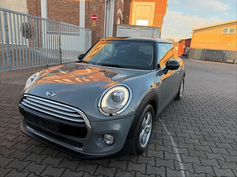 Gebraucht Mini Cooper D 116 PS (85 kW) 2016 Grau Kleinwagen