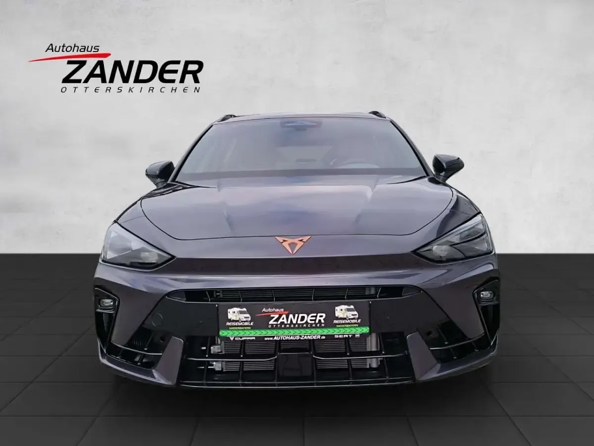 Neu Cupra Leon VZ 333 PS (244 kW) 2026 Dark void (violett) Kombi