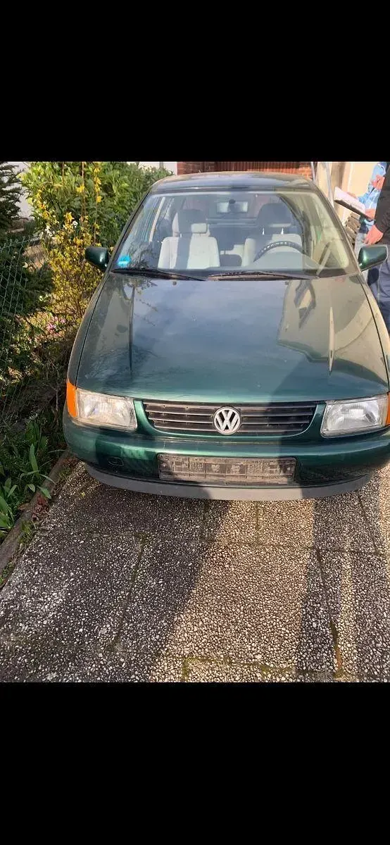Gebraucht VW Polo Basis 60 PS (44 kW) 1998 Grün Limousine