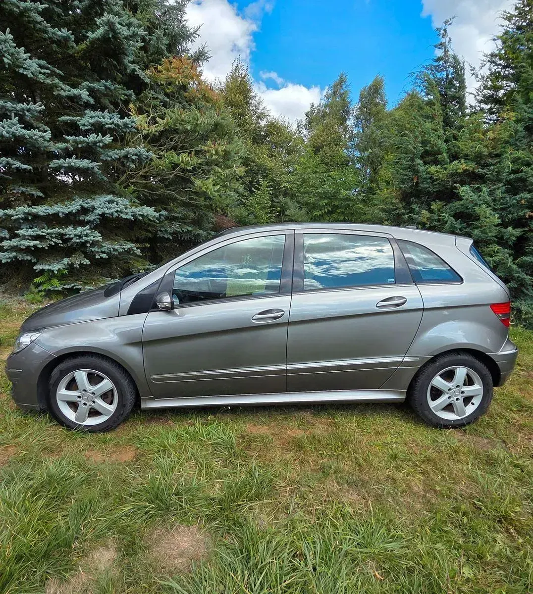 Gebraucht Mercedes B200 193 PS (141 kW) 2005 Grau Van / Kleinbus