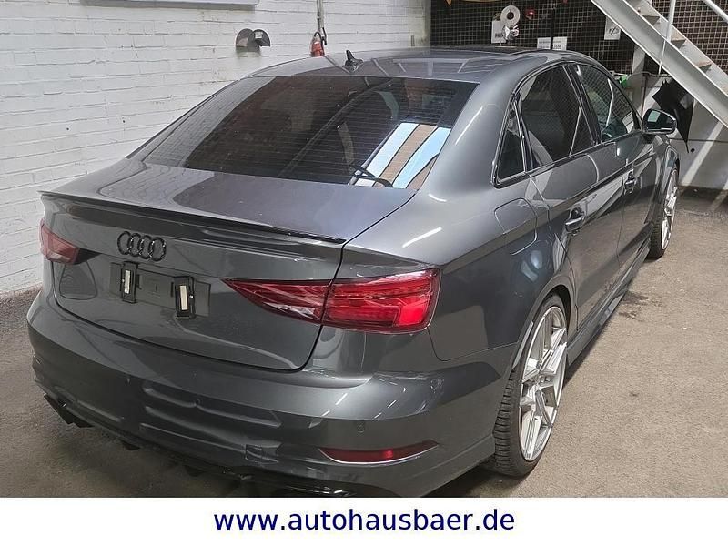 Gebraucht Audi RS3 Comfort 400 PS (294 kW) 2019 Grau Limousine