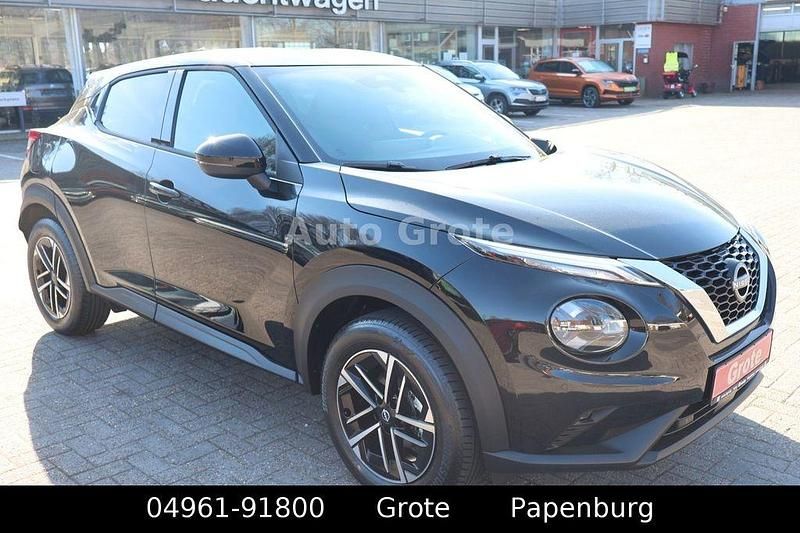 Neu Nissan Juke N-Connecta 114 PS (83 kW) 2026 Schwarz SUV