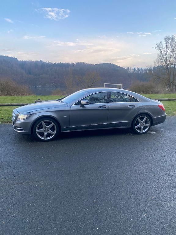 Gebraucht Mercedes CLS350 306 PS (225 kW) 2012 Grau Limousine