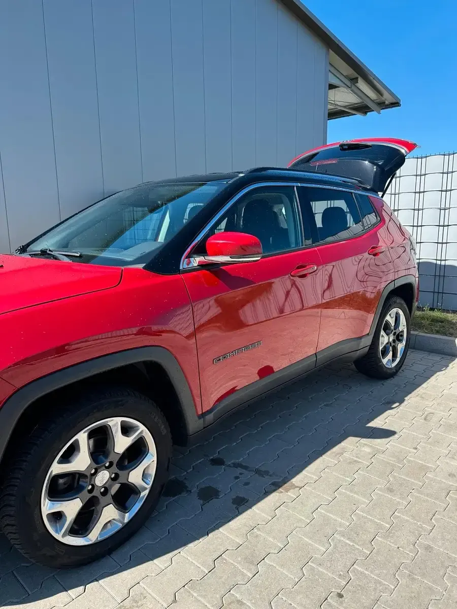 Gebraucht Jeep Compass 170 PS (125 kW) 2019 Rot SUV