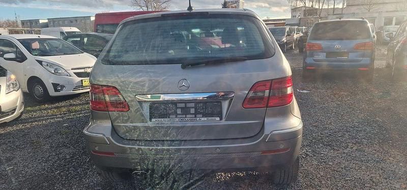 Gebraucht Mercedes B200 140 PS (102 kW) 2007 Grau Van / Kleinbus