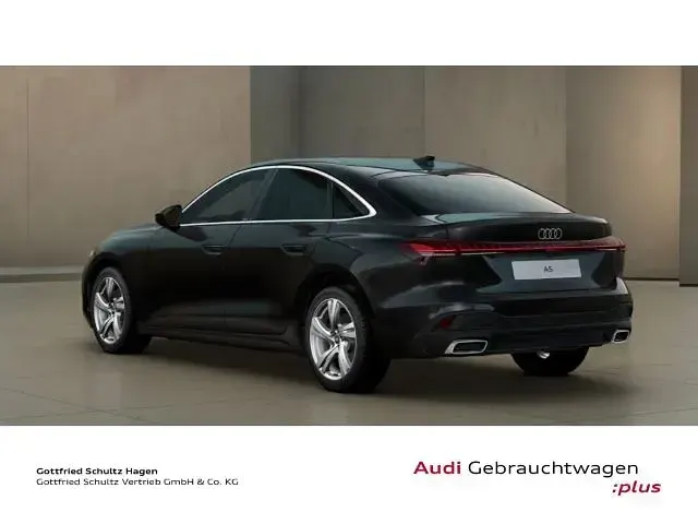 Gebraucht Audi A5 Sport 204 PS (150 kW) 2025 Mythosschwarz metallic Limousine