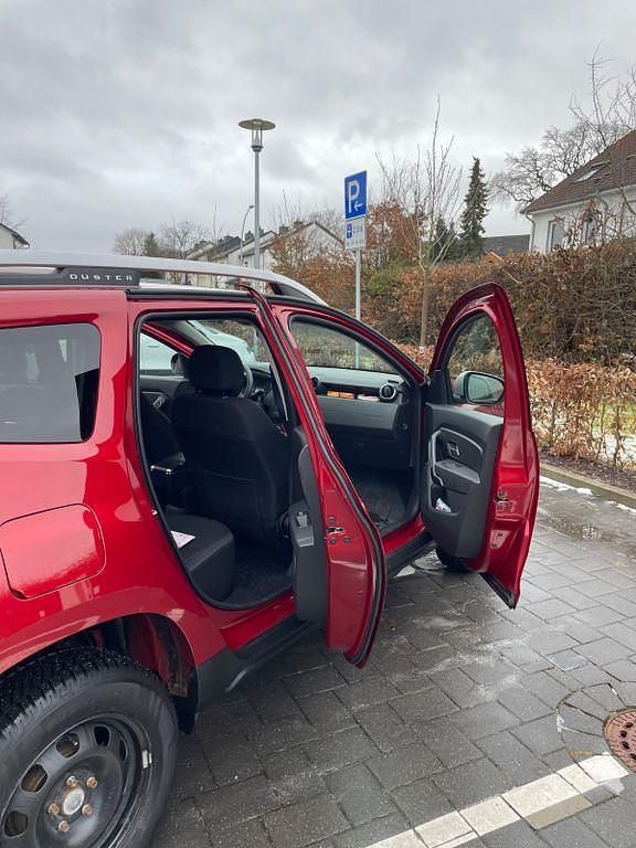 Gebraucht Dacia Duster 131 PS (96 kW) 2021 Rot SUV