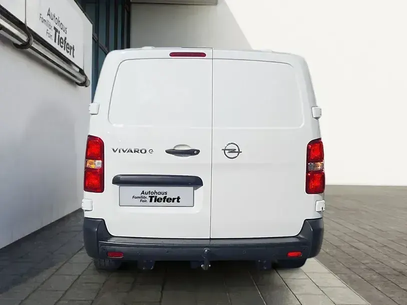 Używany Opel Vivaro-e Combi Edition 100 kW (136 KM) 2022 Unbekannt Van