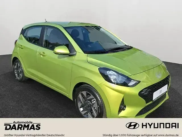 Gebraucht Hyundai i10 Trend 80 PS (58 kW) 2025 Gelb Kleinwagen