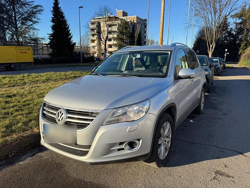 Silber Gebraucht 2010 VW Tiguan SUV | 5.500 € (Superpreis) - Bild 1/4