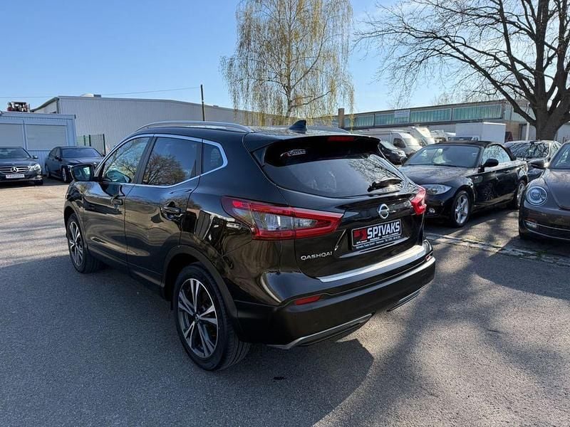 Gebraucht Nissan Qashqai 360º 116 PS (85 kW) 2018 Schwarz SUV
