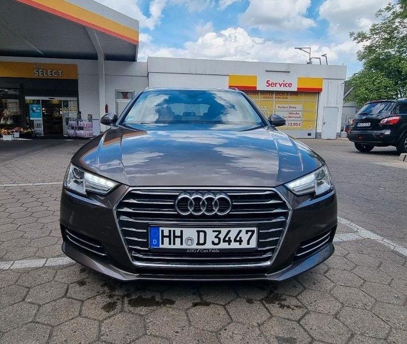Braun Gebraucht 2016 Audi A4 Sport Kombi | 11.255 € (Superpreis) - Bild 1/4