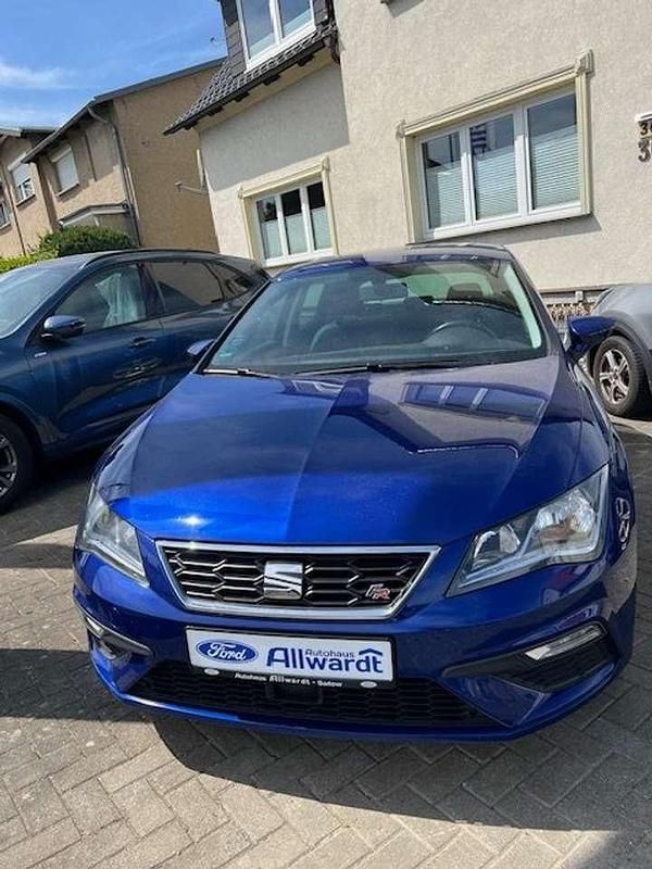 Gebraucht Seat Leon FR 150 PS (110 kW) 2018 "mystery" blau Kleinwagen