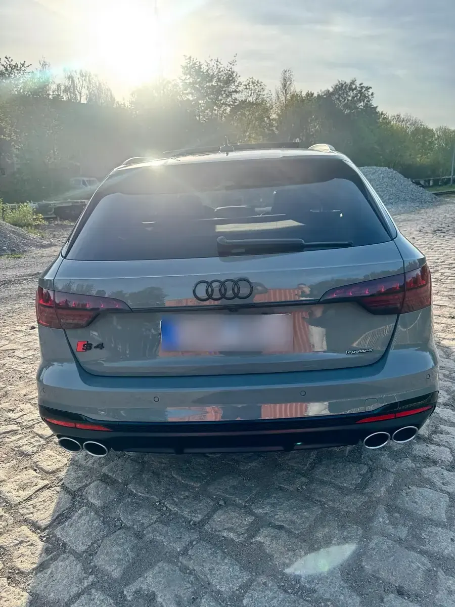 Gebraucht Audi S4 Performance 347 PS (255 kW) 2019 Grau Kombi