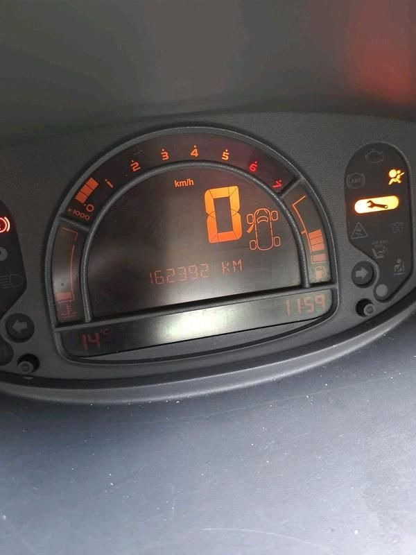 Gebraucht Renault Modus 75 PS (55 kW) 2004 Blau Van / Kleinbus