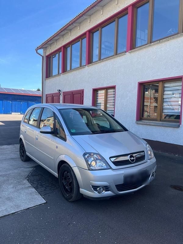 Gebraucht Opel Meriva 90 PS (66 kW) 2009 Silber Van / Kleinbus