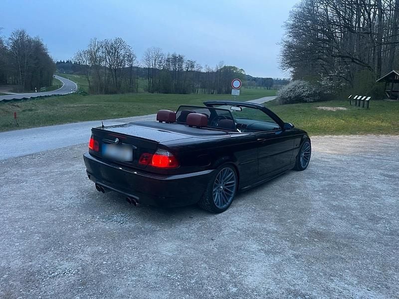 Second-hand BMW 330 231 CP (169 kW) 2001 Negru Cabrio