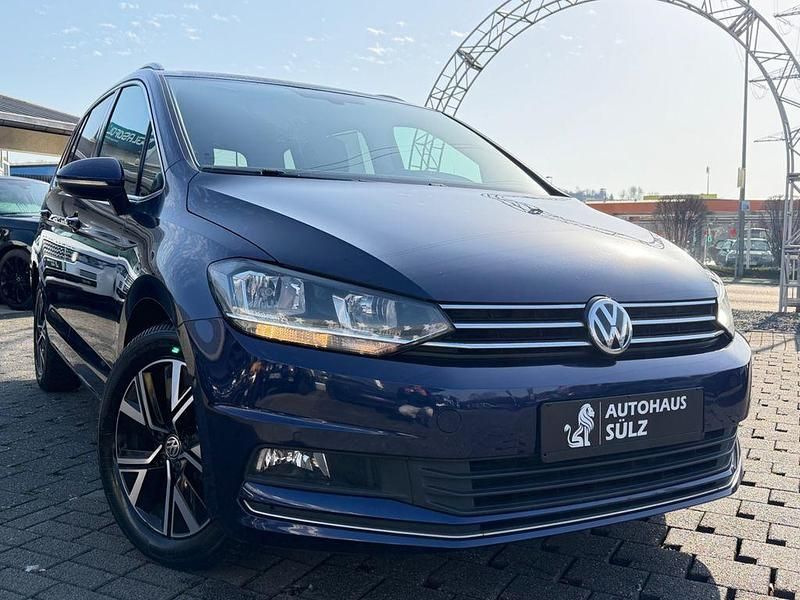 Gebraucht VW Touran Highline 150 PS (110 kW) 2019 Blau Van / Kleinbus