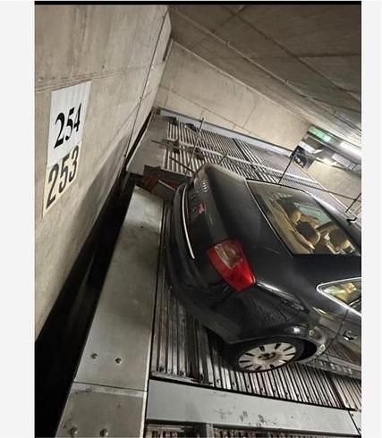 Gebraucht Audi A6 220 PS (161 kW) 2003 Schwarz Limousine