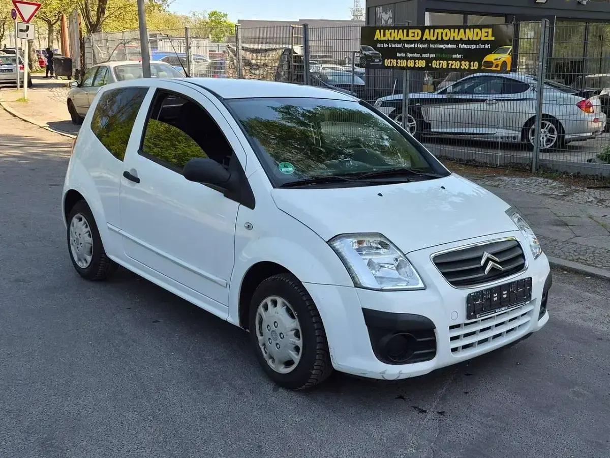Gebraucht Citroën C2 60 PS (44 kW) 2009 Weiss Kleinwagen